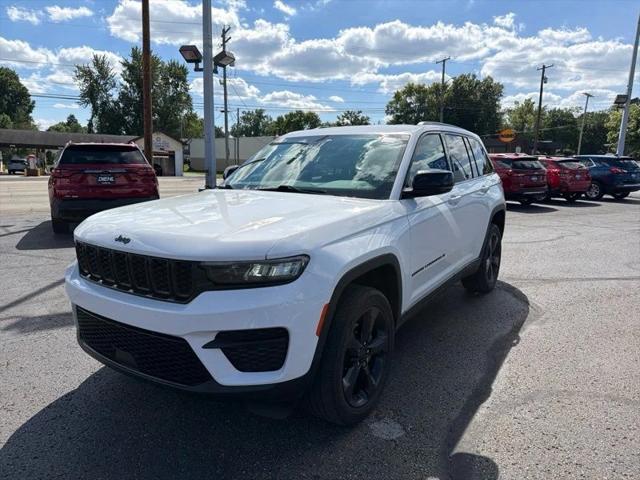 2022 Jeep Grand Cherokee Altitude 4x4