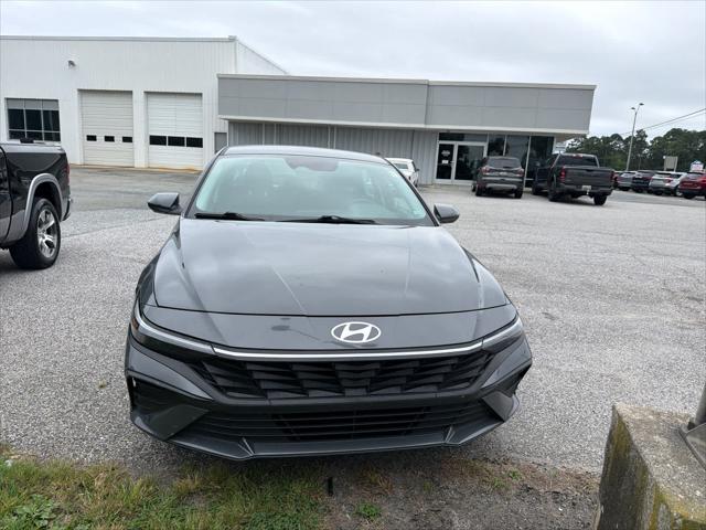 2024 Hyundai Elantra SEL 2024 Hyundai Elantra SEL