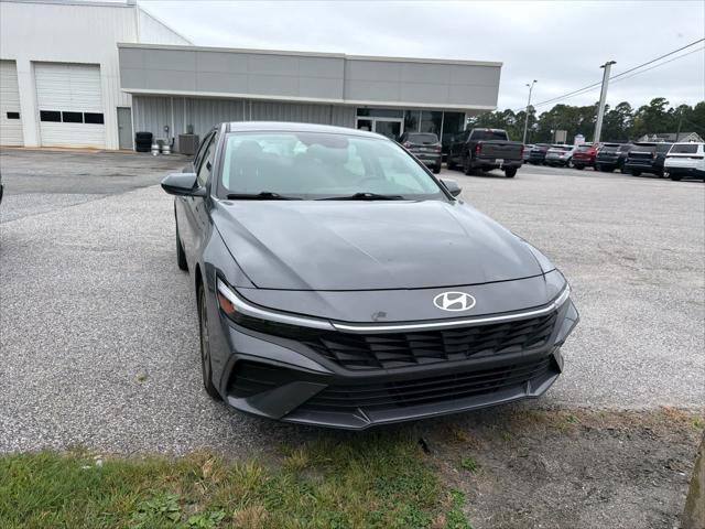 2024 Hyundai Elantra SEL 2024 Hyundai Elantra SEL