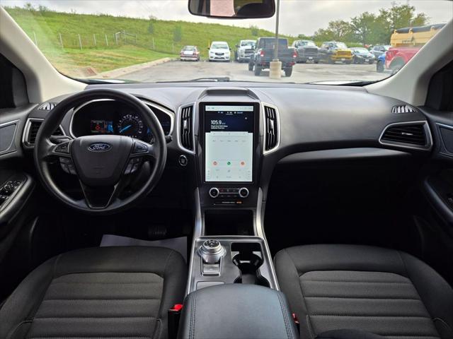 2021 Ford Edge SE