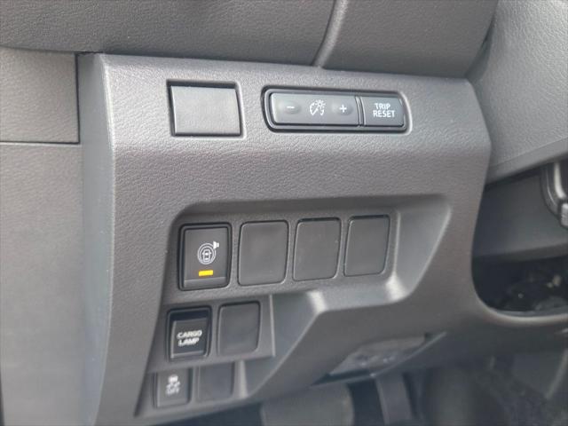 2027 Nissan Frontier SV
