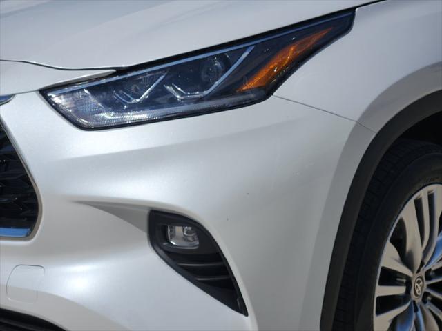 2026 Toyota Highlander Unknown