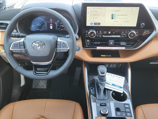 2026 Toyota Highlander Unknown