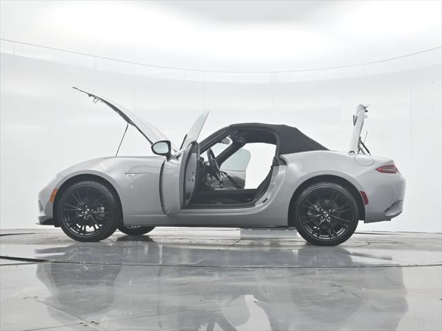 2025 Mazda MX-5 Club