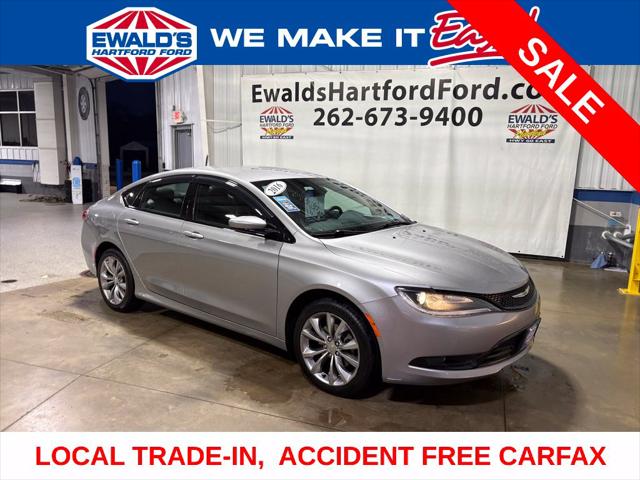 2016 Chrysler 200 S for sale in Hartford, WI