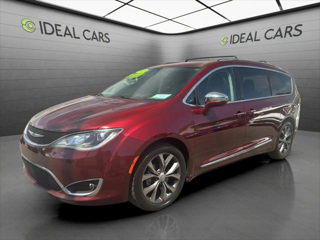 2017 Chrysler Pacifica Limited for sale in Mesa, AZ