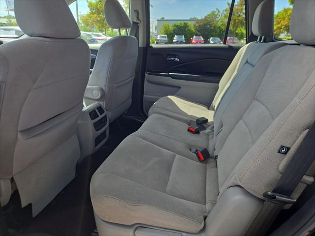 2017 Honda Pilot EX