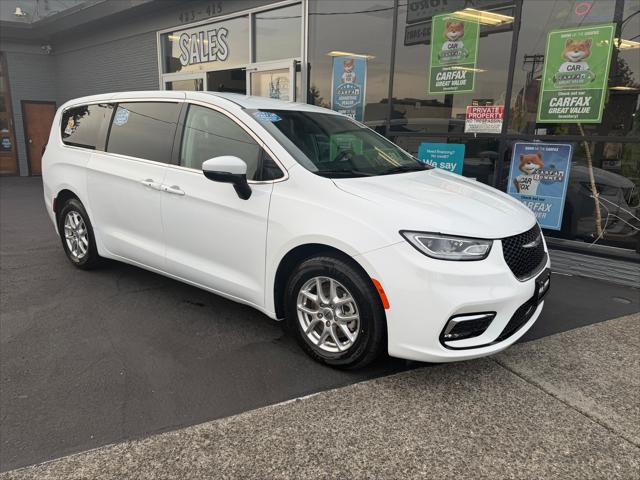 2023 Chrysler Pacifica Touring L