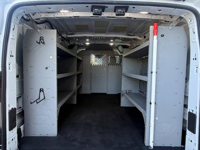 2019 Ford Transit 150 3dr SWB Low Roof Cargo Van w/Sliding Passenger Side Door