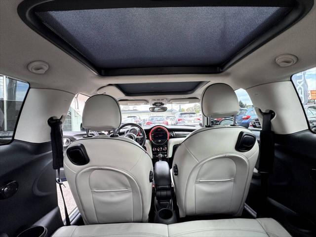 2015 MINI Hardtop Cooper S 2dr Hatchback