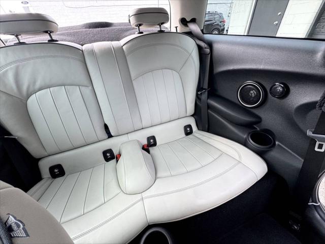 2015 MINI Hardtop Cooper S 2dr Hatchback