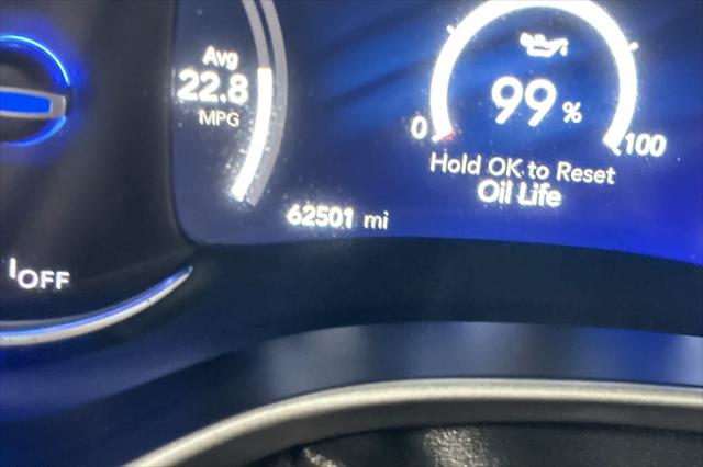 2023 Chrysler Pacifica Hybrid Touring L
