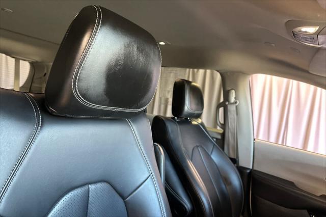 2023 Chrysler Pacifica Hybrid Touring L