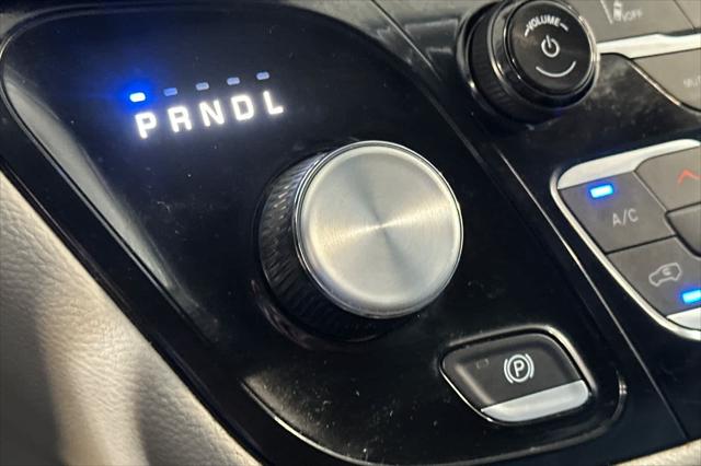 2023 Chrysler Pacifica Hybrid Touring L