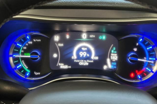 2023 Chrysler Pacifica Hybrid Touring L