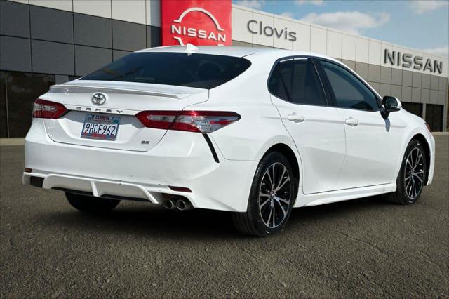 2020 Toyota Camry SE