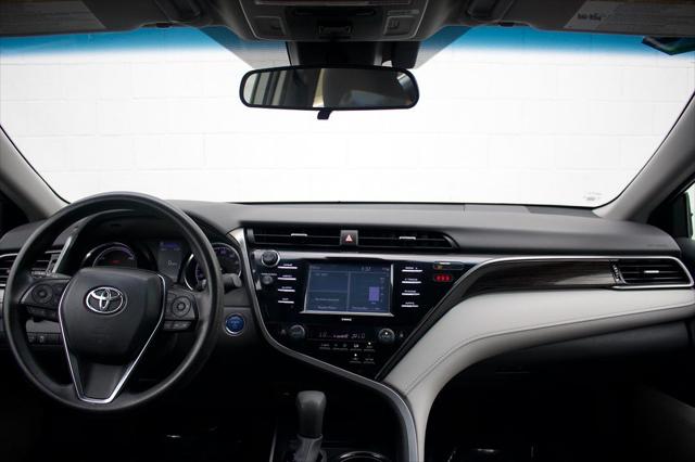 2020 Toyota Camry LE Hybrid