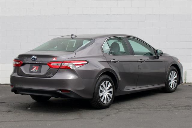 2020 Toyota Camry LE Hybrid