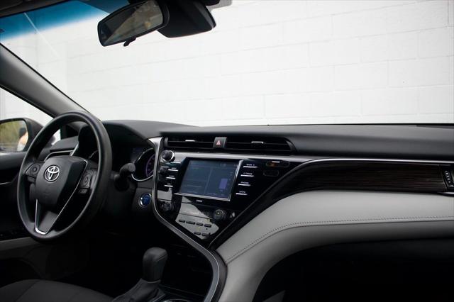 2020 Toyota Camry LE Hybrid