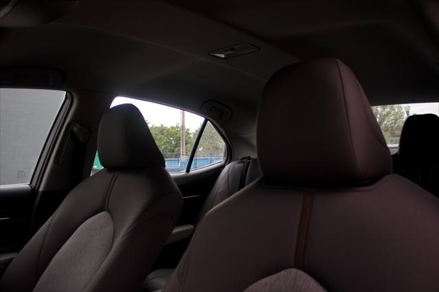 2020 Toyota Camry LE Hybrid