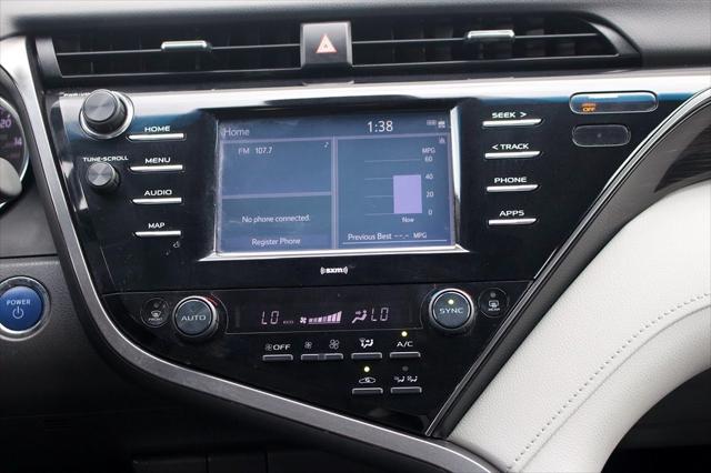 2020 Toyota Camry LE Hybrid