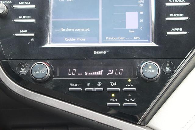 2020 Toyota Camry LE Hybrid