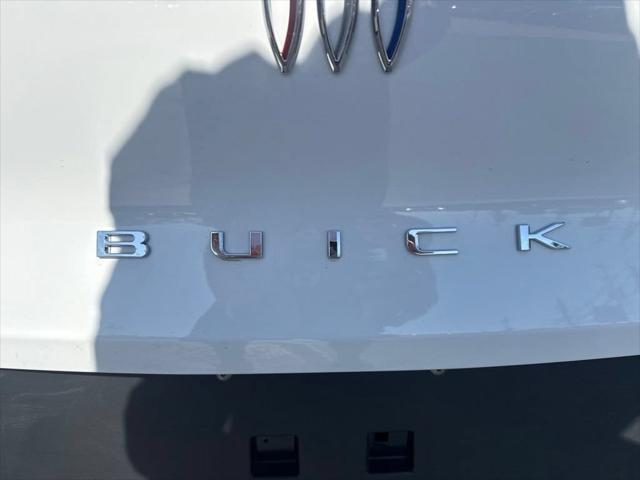 2026 Buick NV Preferred FWD