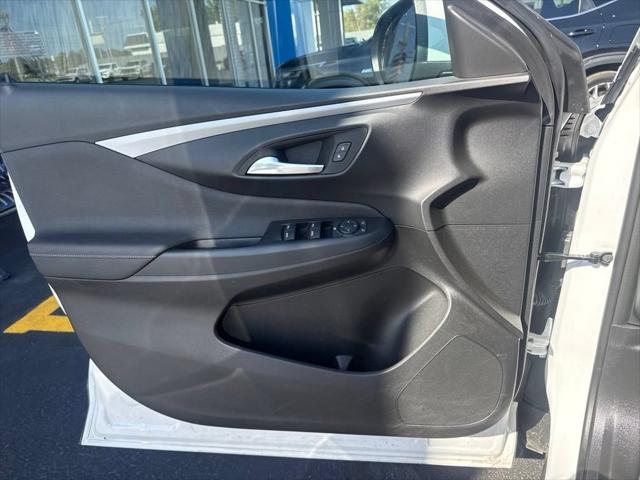 2026 Buick NV Preferred FWD