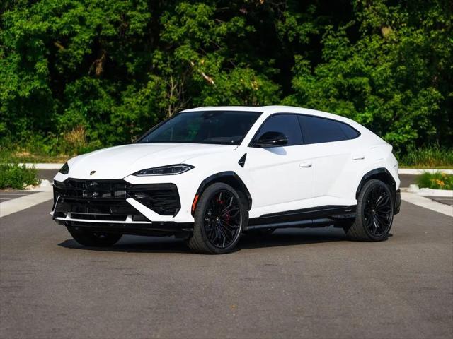 2025 Lamborghini Urus SE for sale in Bloomington, MN
