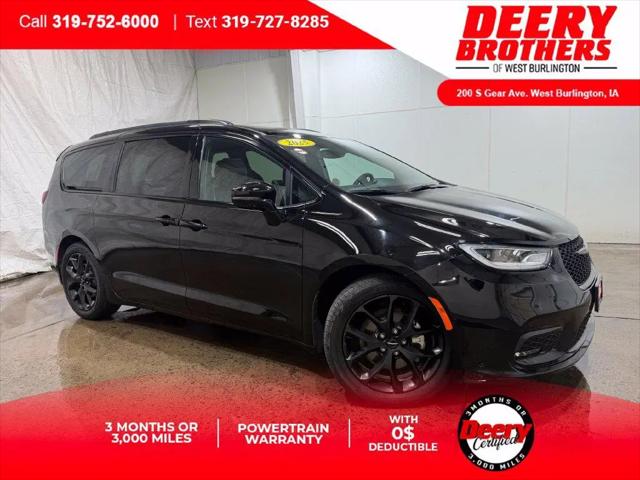 2025 Chrysler Pacifica Limited for sale in West Burlington, IA