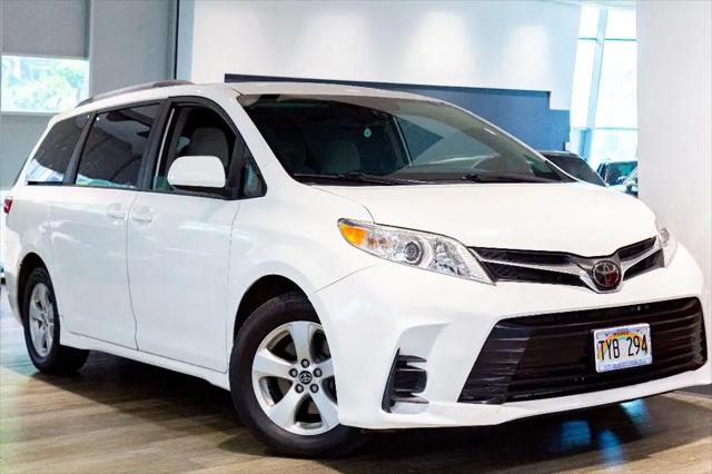 2020 Toyota Sienna LE for sale in Honolulu, HI