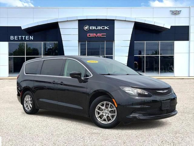 2022 Chrysler Voyager LX for sale in Muskegon, MI