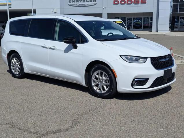 2024 Chrysler Pacifica Touring L for sale in Tucson, AZ