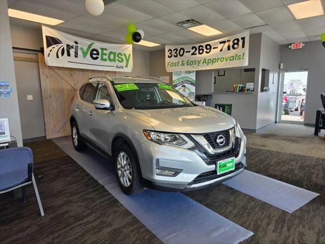 2017 Nissan Rogue SV for sale in Canton, OH