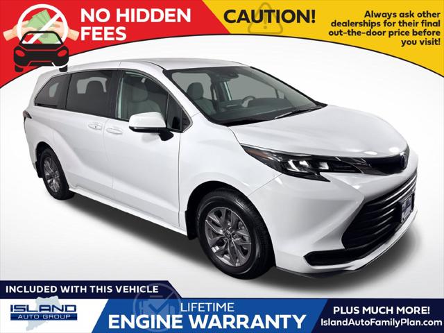 2025 Toyota Sienna LE for sale in Staten Island, NY