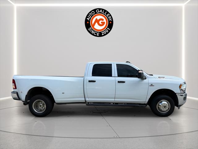 2024 Ram 3500 Tradesman Crew Cab 4x4 8 Box