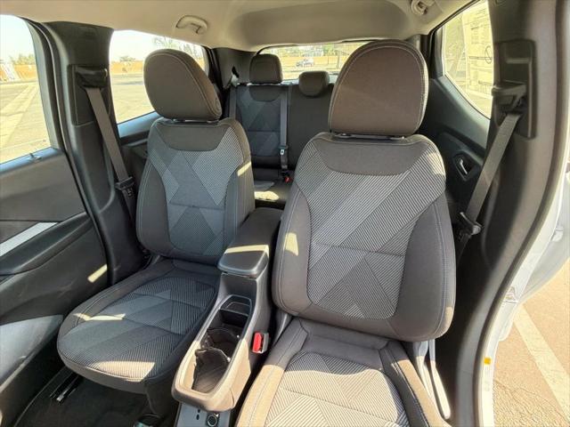 2027 Chevrolet Bolt LT FWD