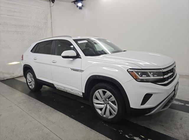 2020 Volkswagen Atlas Cross Sport 3.6L V6 SE w/Technology for sale in Sheboygan, WI