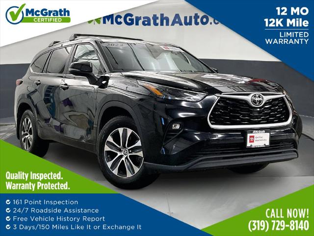 2024 Toyota Highlander XLE for sale in DUBUQUE, IA