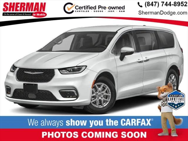 2023 Chrysler Pacifica Touring L for sale in Skokie, IL