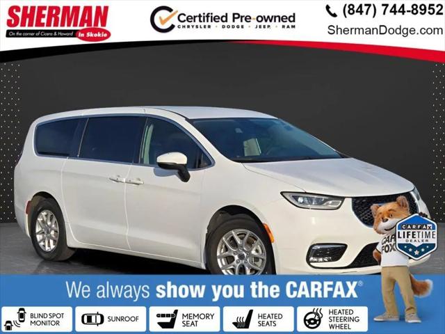 2023 Chrysler Pacifica Touring L for sale in Skokie, IL