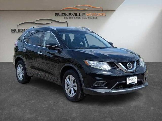 2015 Nissan Rogue SV for sale in Burnsville, MN
