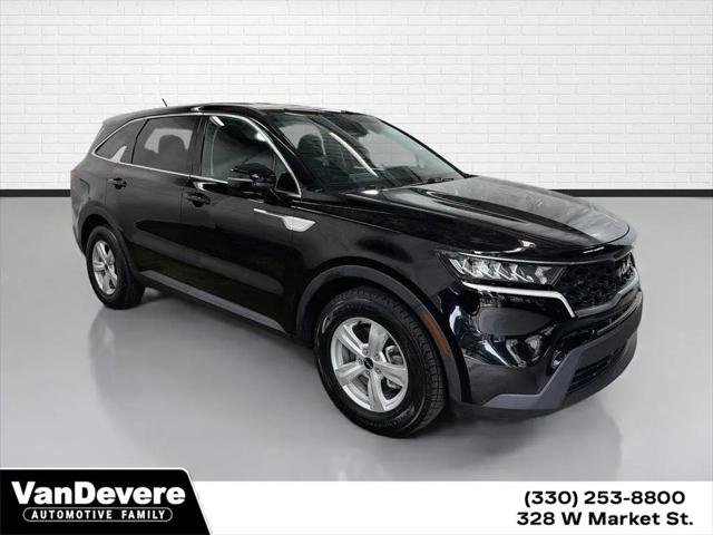 2023 Kia Sorento LX for sale in Akron, OH