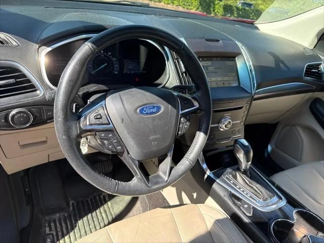 2017 Ford Edge Titanium