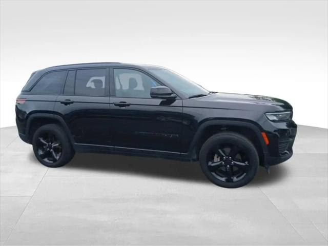 2024 Jeep Grand Cherokee Altitude X 4x4 for sale in Ottawa, IL