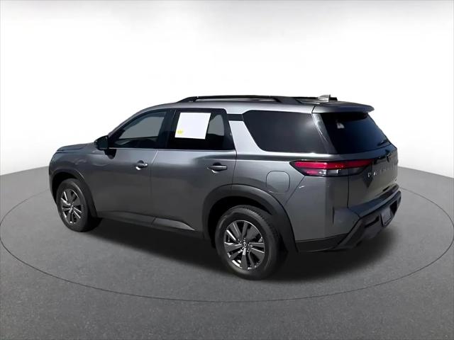 2025 Nissan Pathfinder SV 4WD