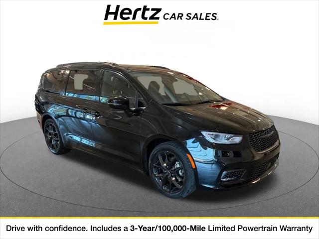 2025 Chrysler Pacifica Limited for sale in Loveland, OH