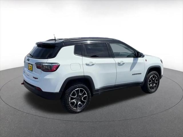 2025 Jeep Compass Trailhawk 4x4