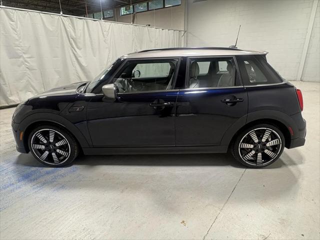 2024 MINI Hardtop Cooper S