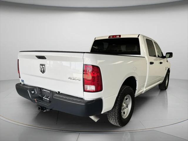 2024 Ram 1500 Classic Tradesman Crew Cab 4x4 64 Box